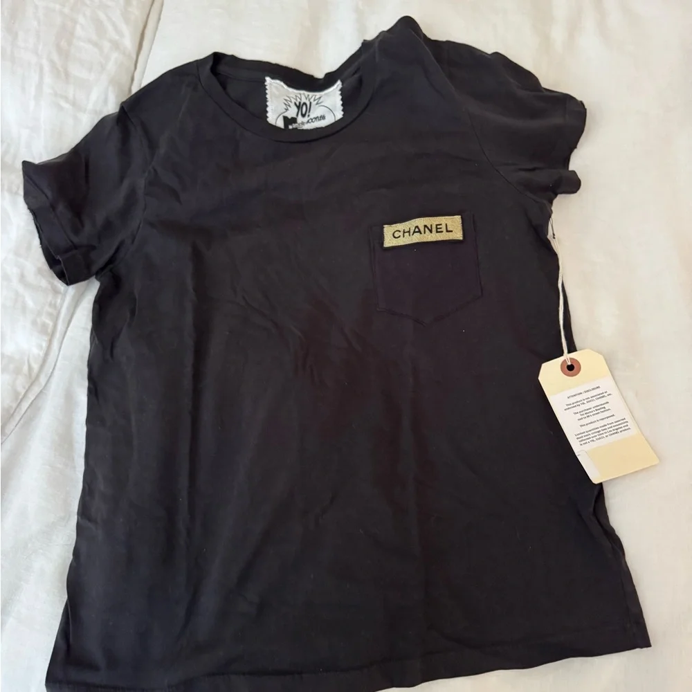 CHANEL Black Short Sleeve Tee with Branded Pocket - Picture 3 of 5